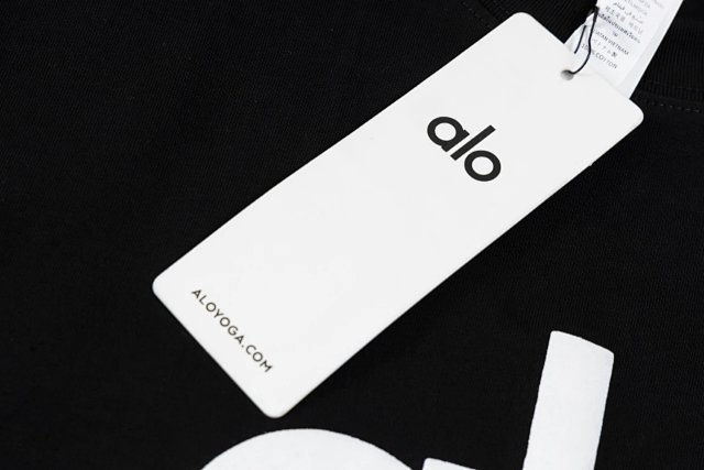 Alo T-shirt Tee: seller detail photo 5