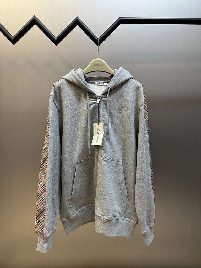 Burberry Hoodie: seller detail photo 7