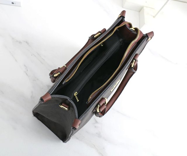 Coach Handbags: seller detail photo 6