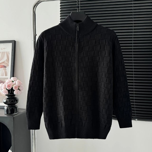 LV Louis Vuitton Sweater: seller detail photo 8