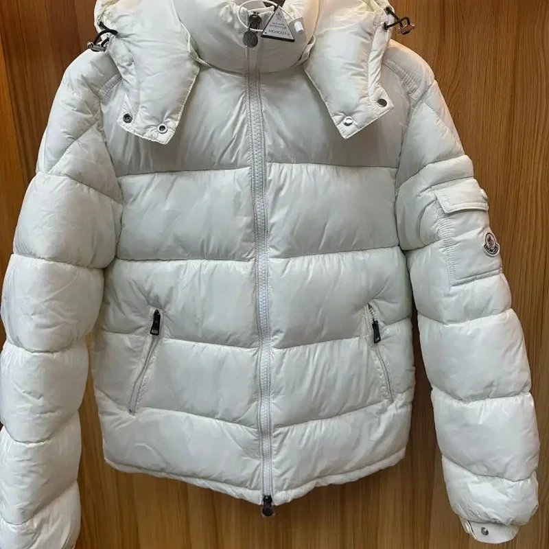 Down jacket - white