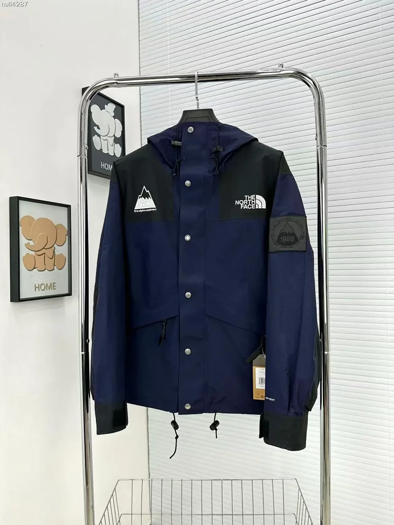 北面冲锋衣12