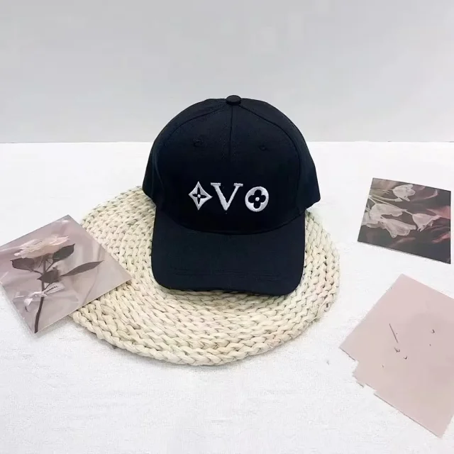 Louis Vuitton Hats MX 04 Monogram and checkerboard baseball cap product detail image 13