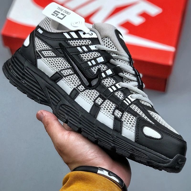 Cin Sneaker
