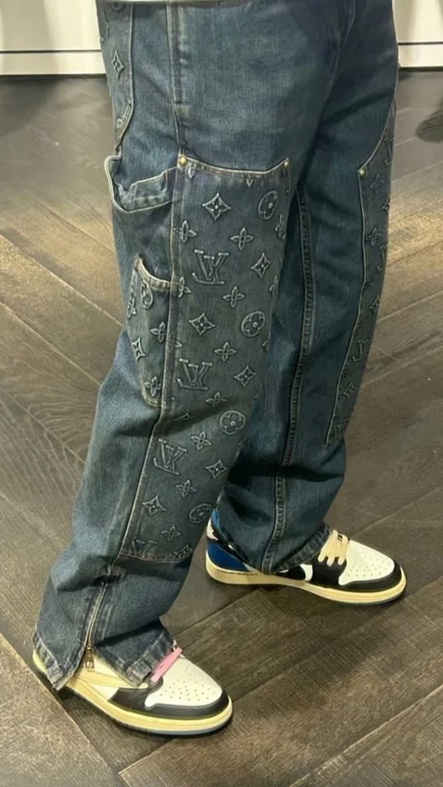 Louis Vuitton Jeans Monogram-embossed cargo with ankle zips product detail image 3