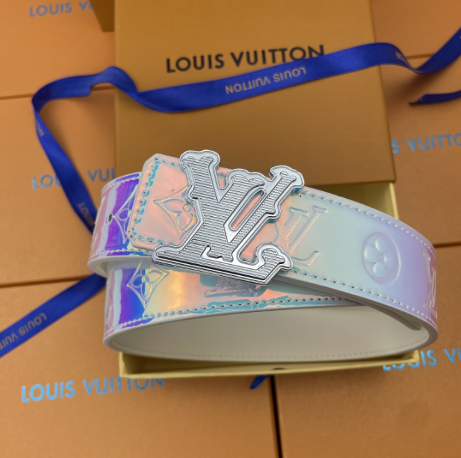 Gucci Belts Iridescent GG buckle belt — L-3