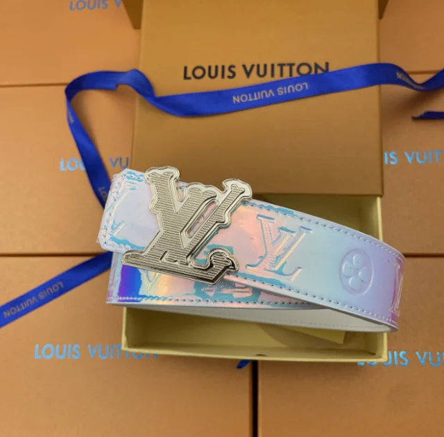 Gucci Belts Iridescent GG buckle belt product detail image 10