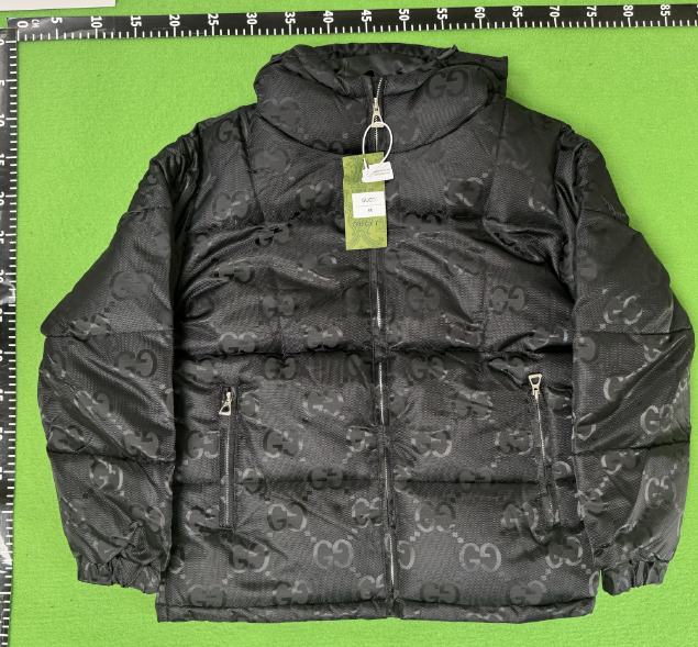 Down jacket 2- black [photo taken in real life]