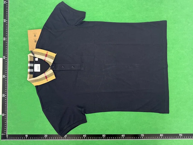 Burberry T-Shirts Short-Sleeve Logo T-Shirt product detail image 3