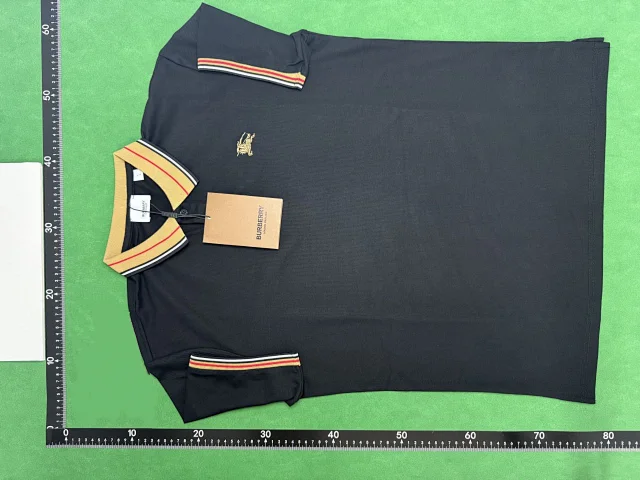 Burberry T-Shirts Short-Sleeve Logo T-Shirt product detail image 2