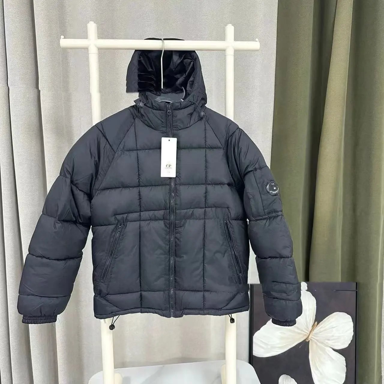 Down Jacket - Black