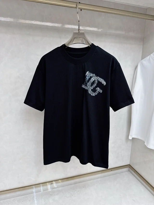Dolce & Gabbana T-Shirts Short-Sleeve Logo Graphic T-Shirt product detail image 14