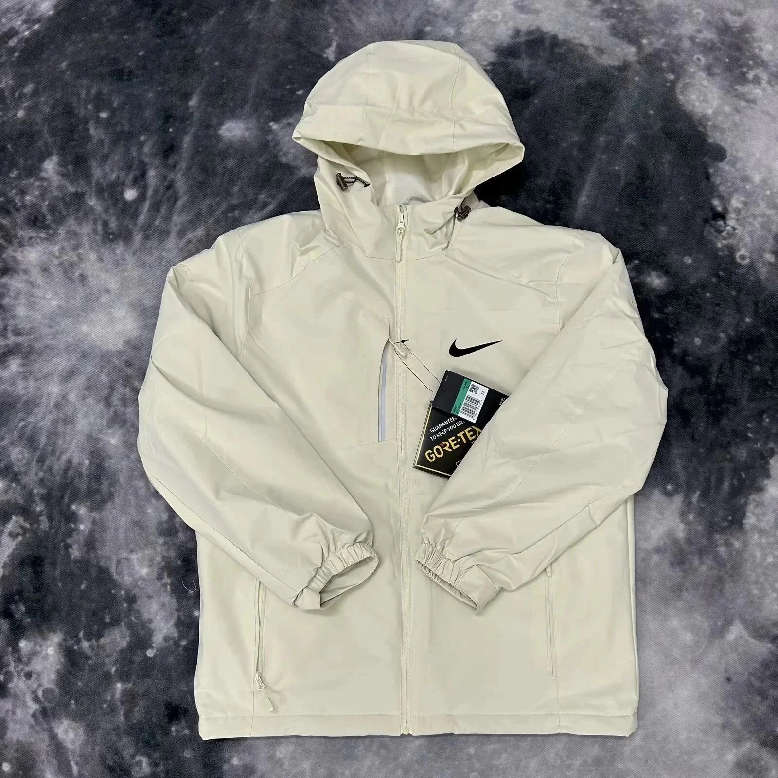 Nike Jackets Hooded zip-up windbreaker — Beige jacket