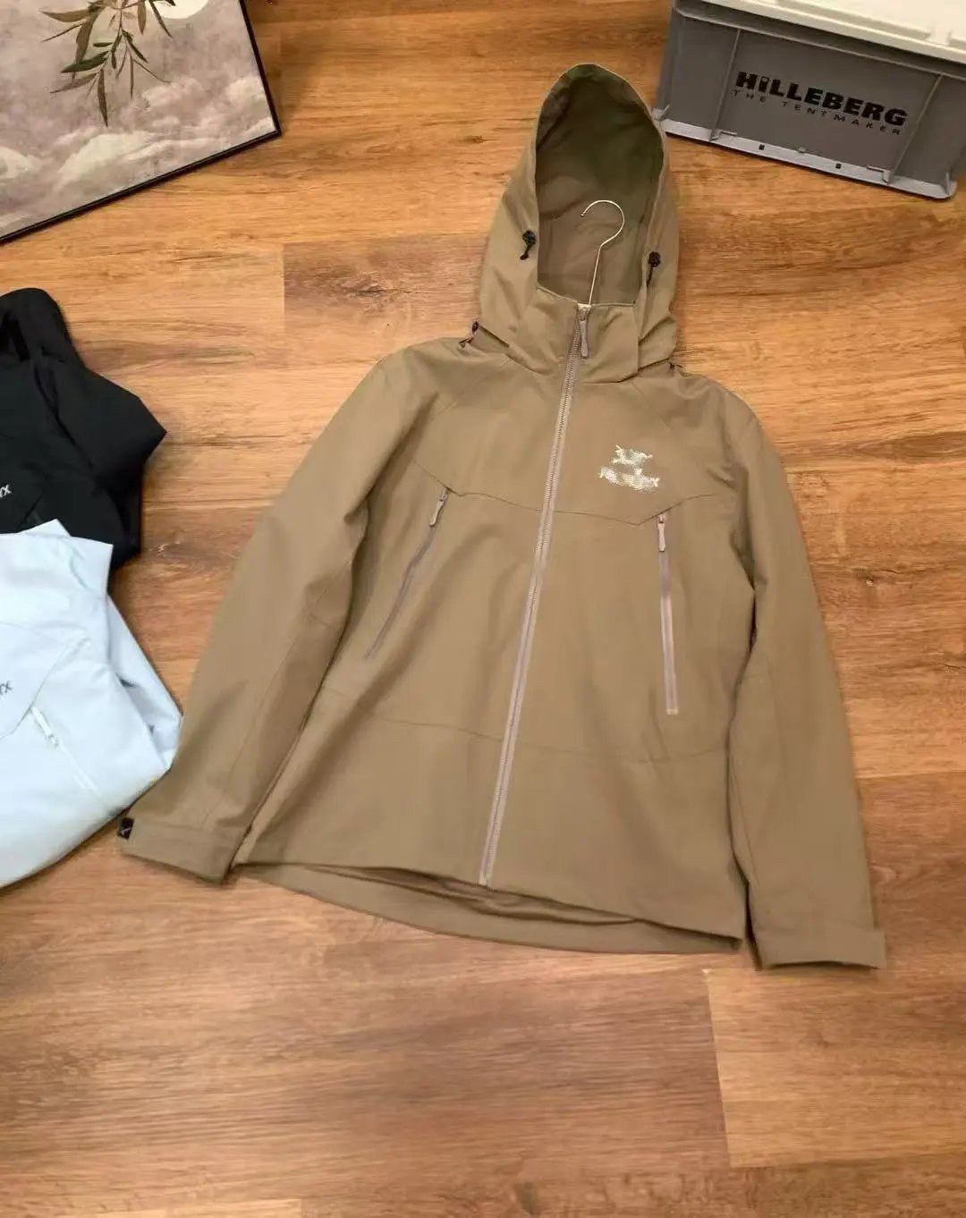 Nike Jackets Hooded Color-Block Zip Jacket — ARC-Khaki