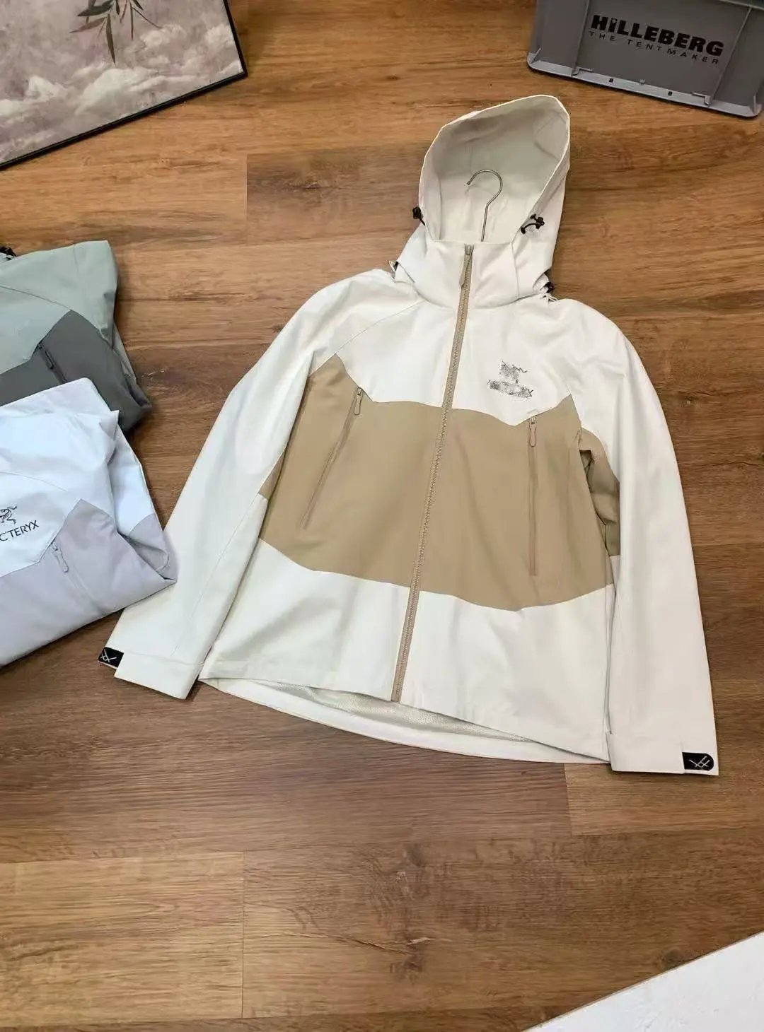 Nike Jackets Hooded Color-Block Zip Jacket — ARC-Mikaki