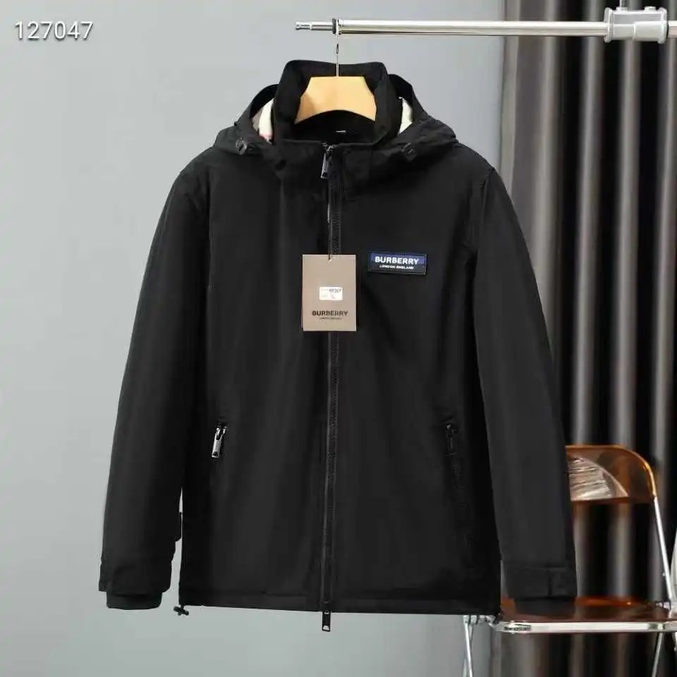 04- Black