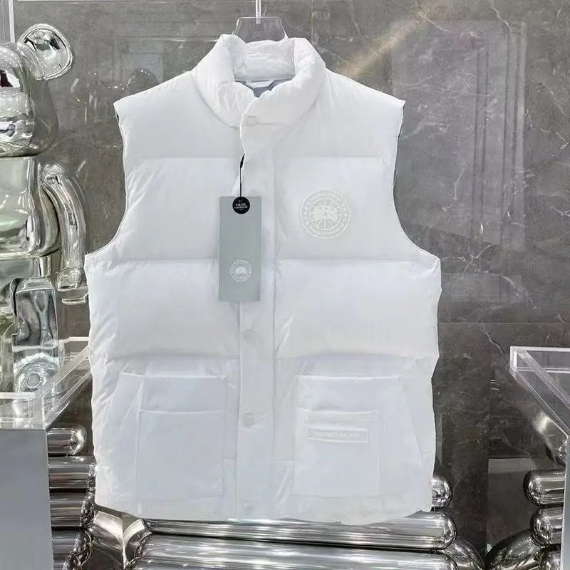 03 White (vest)