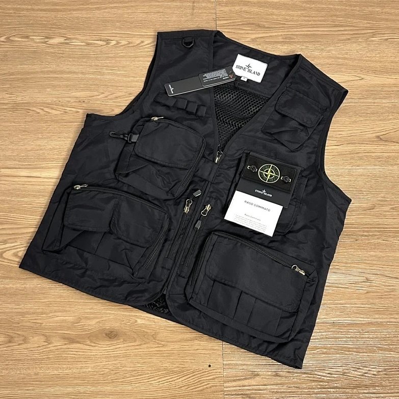 08-Black