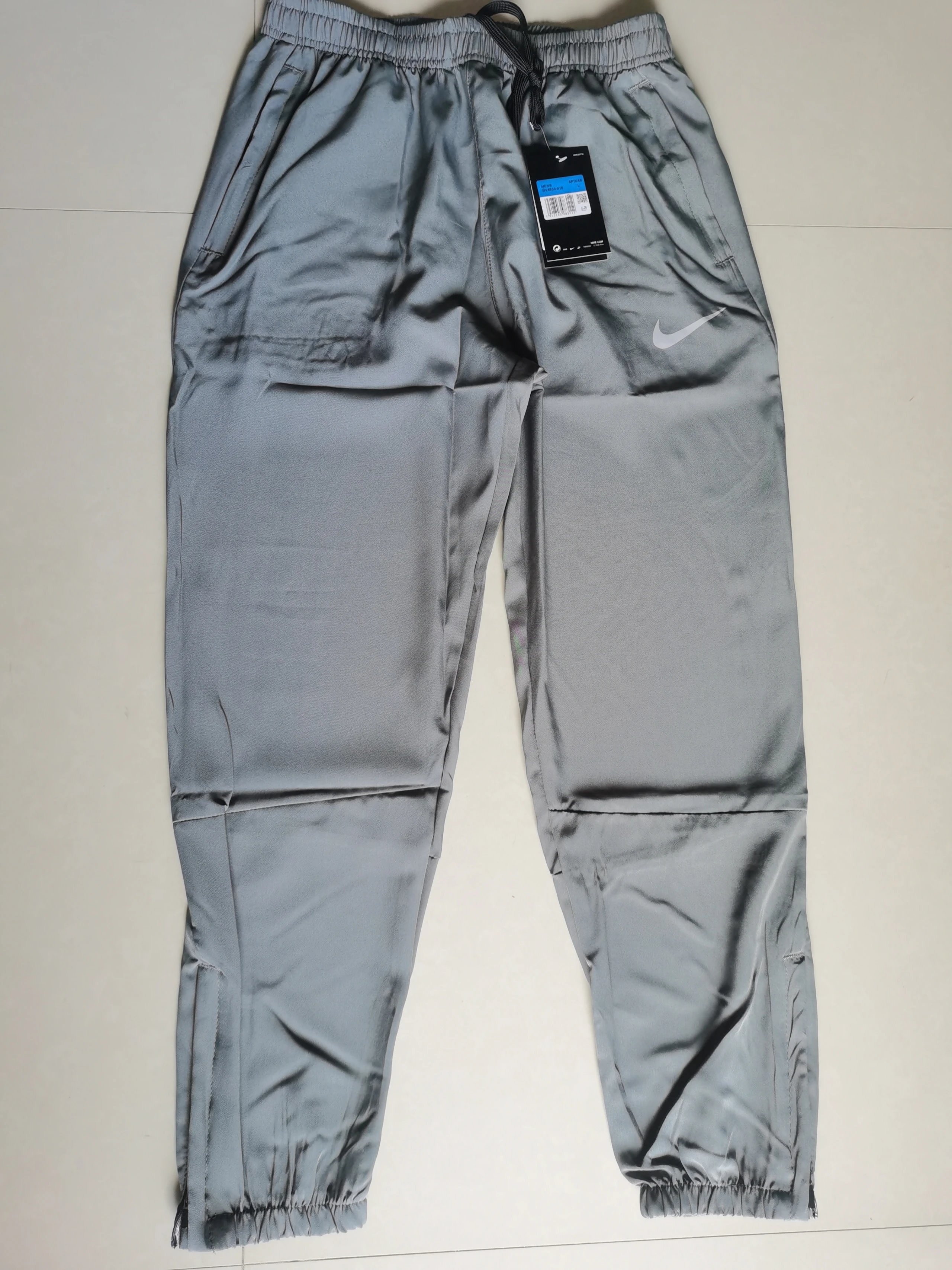03- Foot binding gray