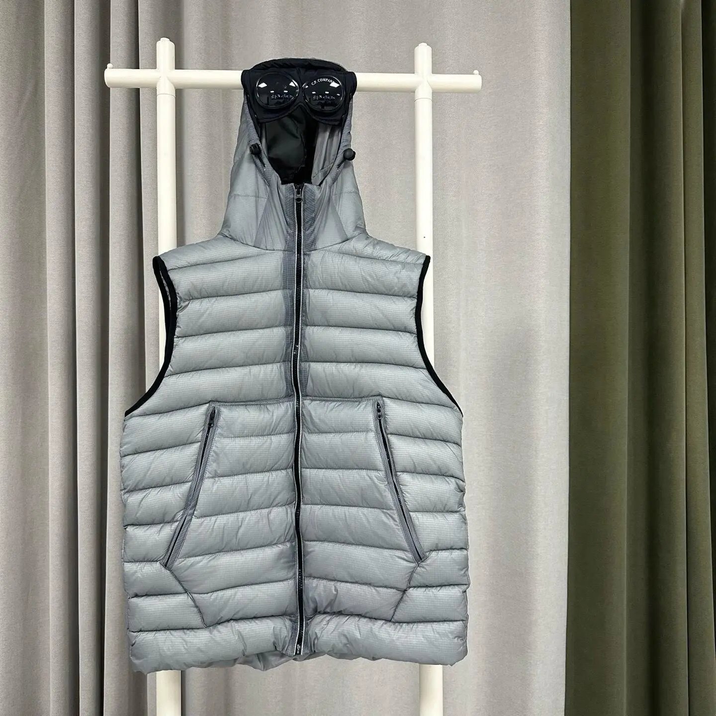 Vest - 01