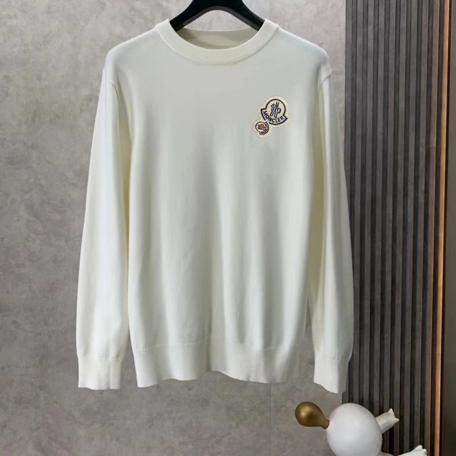 04 White (Double Label)