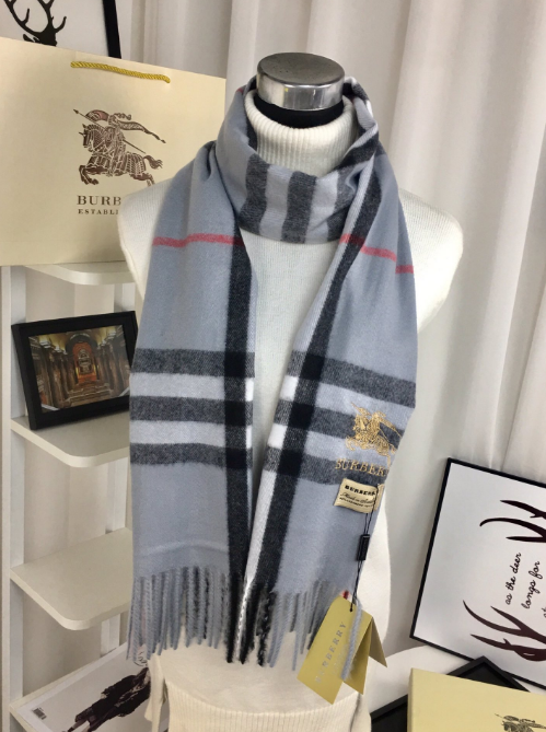 Burberry Light Blue 