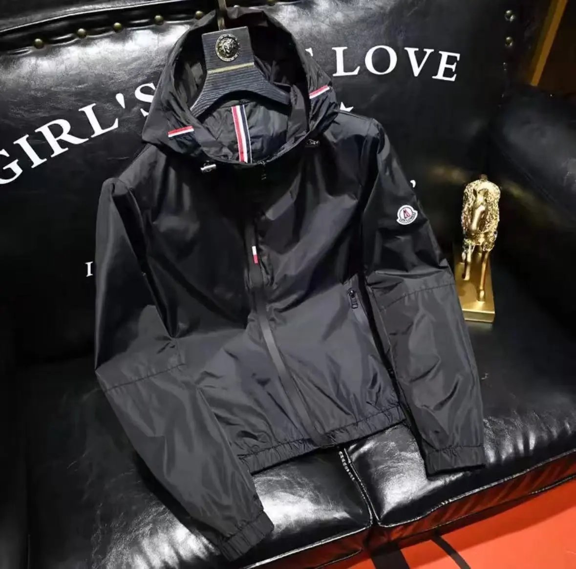 Moncler 06 Black