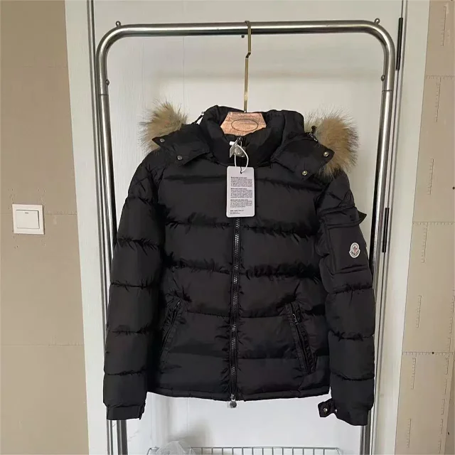 Moncler Down Jackets Quilted knit-sleeve zip-up jacket product detail image 14