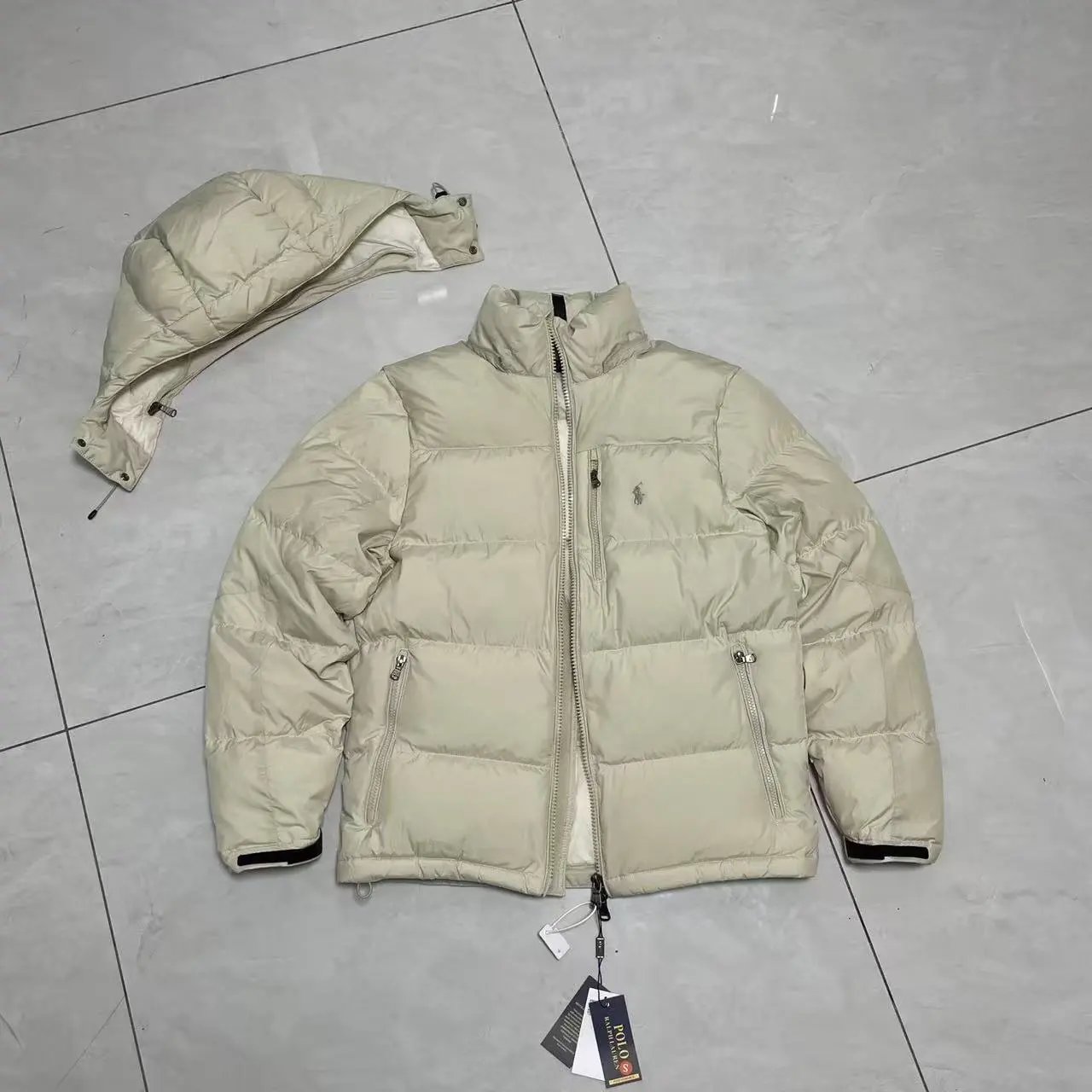 08 - Cream White