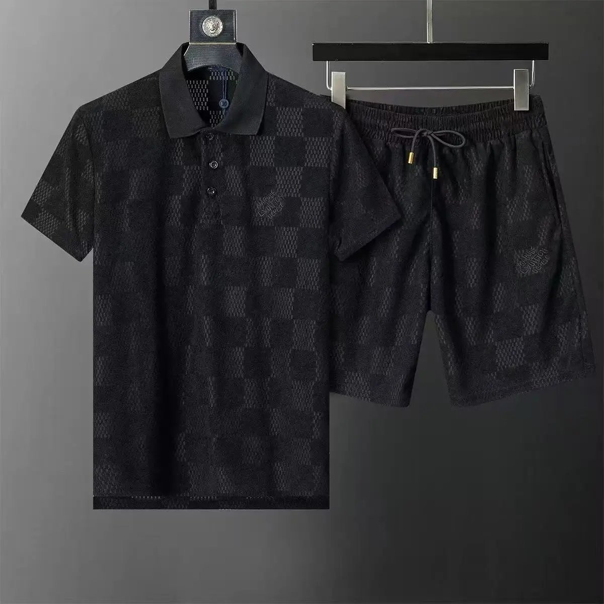Louis Vuitton Matching Sets Short-Sleeve T-Shirt and Shorts Set — 6632 Black Suit-LV