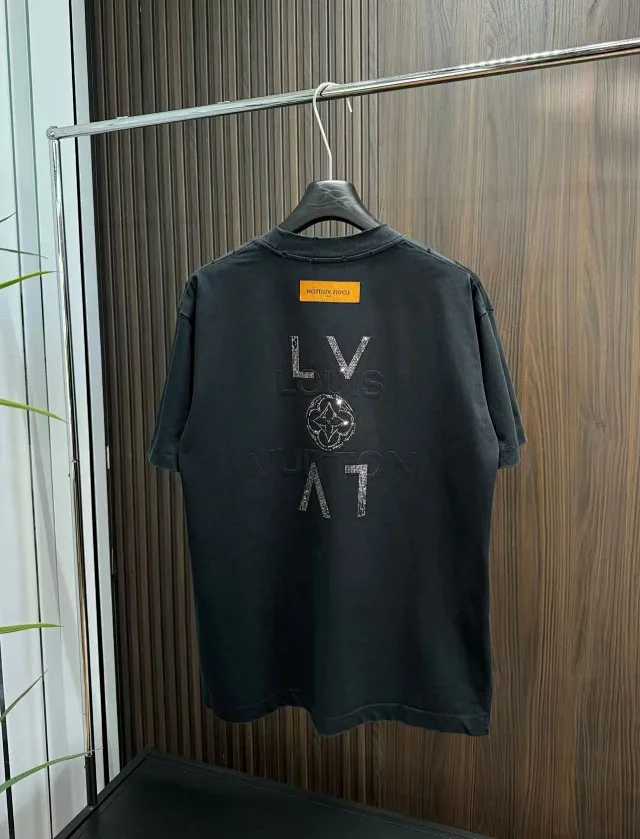 Louis Vuitton T-Shirts Short-Sleeve Printed product detail image 9