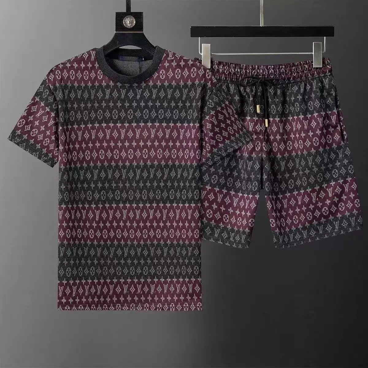 Louis Vuitton Matching Sets Short-Sleeve T-Shirt and Shorts Set — 6655 Gray-Red Suit-LV