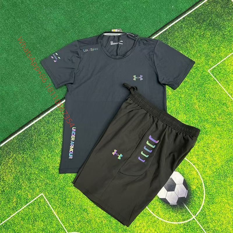 UA-Black Shorts + Black Short-Sleeve Shirt