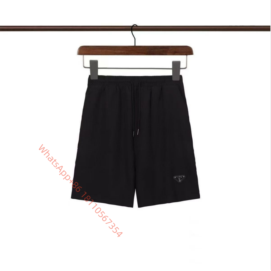 Prada - Black