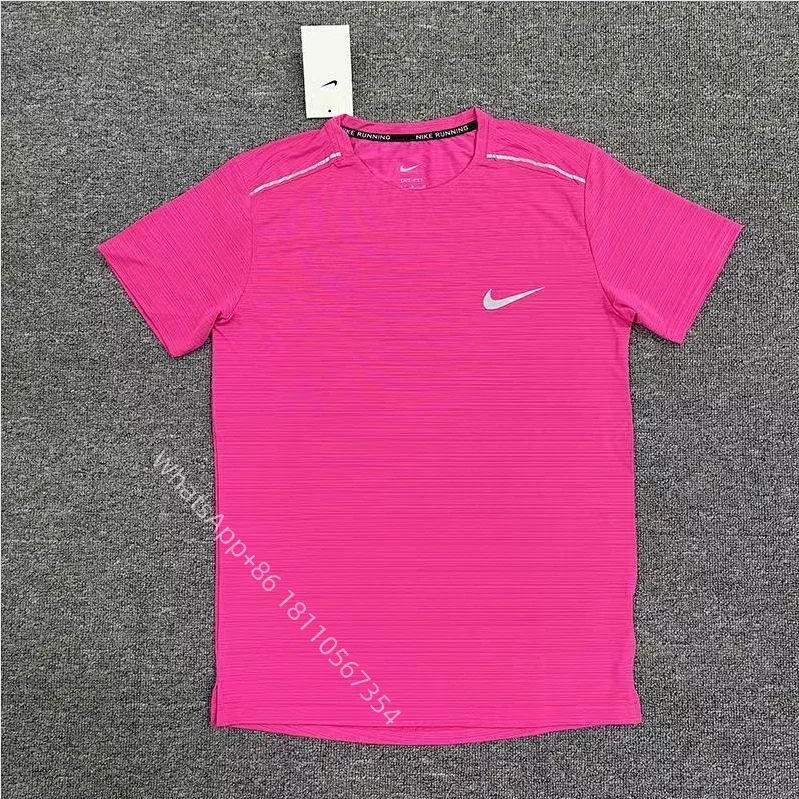 NIKE-Red Short-Sleeve Shirt