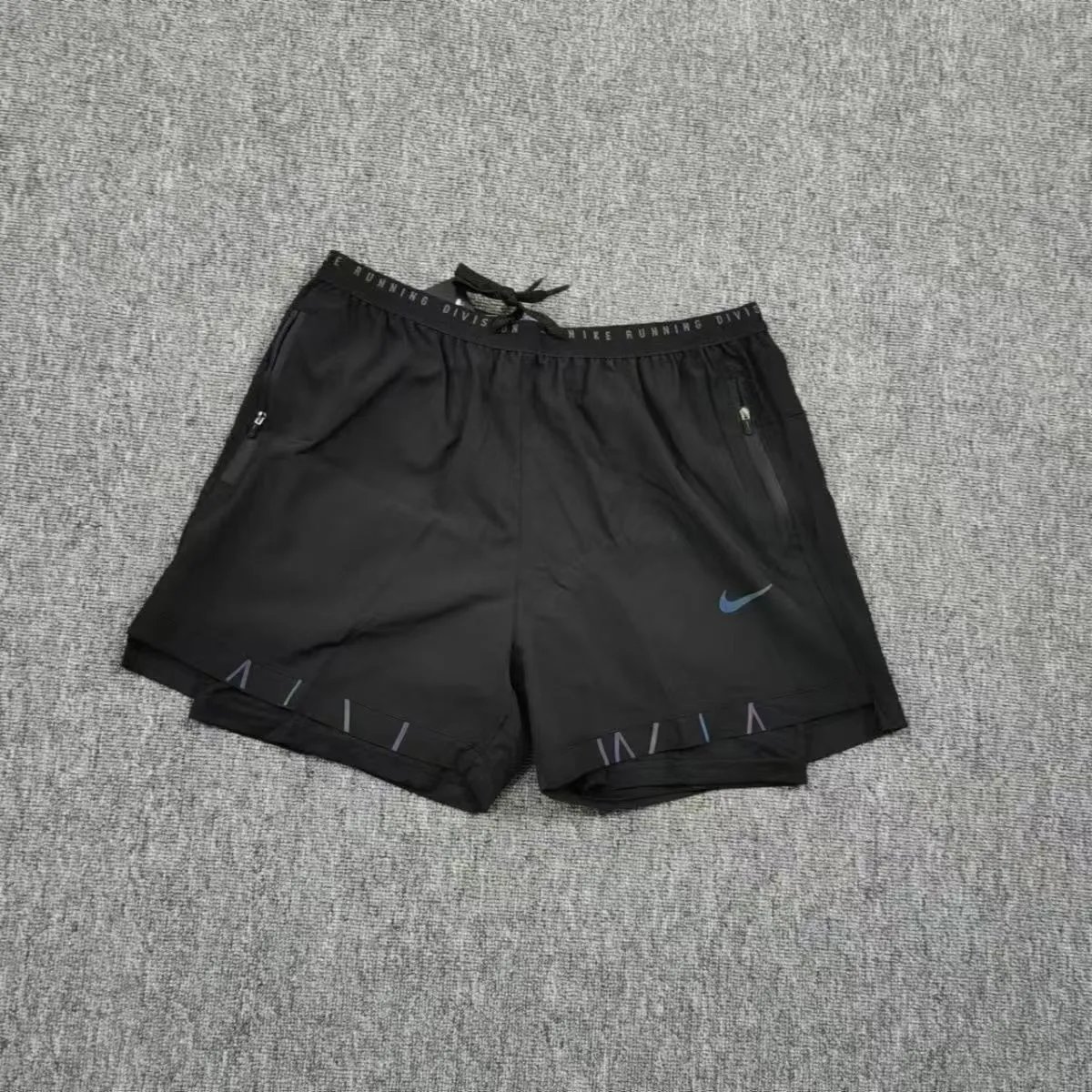Nike Shorts Double-layer running with zip pockets and reflective graphic print — Five-color hook double-layer-black