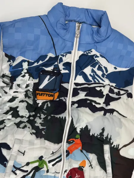 Louis Vuitton Ski Scene Puffer Vest Multicolor Outerwear.vest - 6