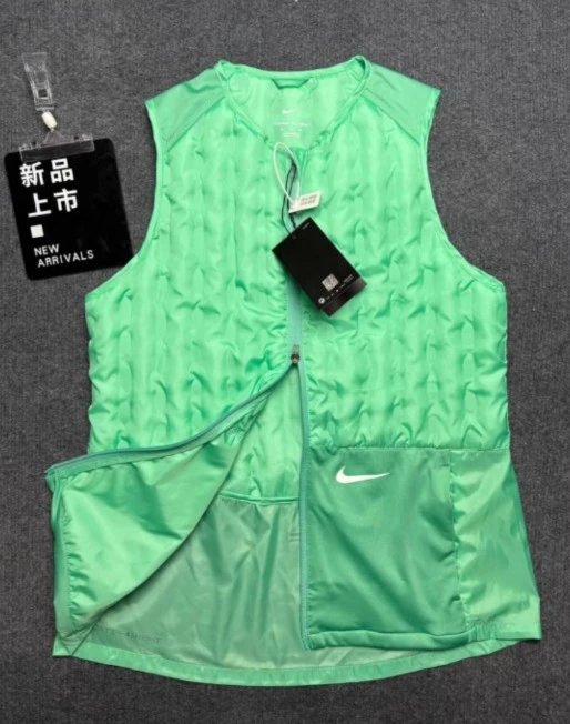 蓝色