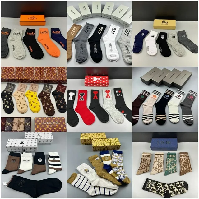 AMI Paris Socks de Cœur heart-logo crew product detail image 1