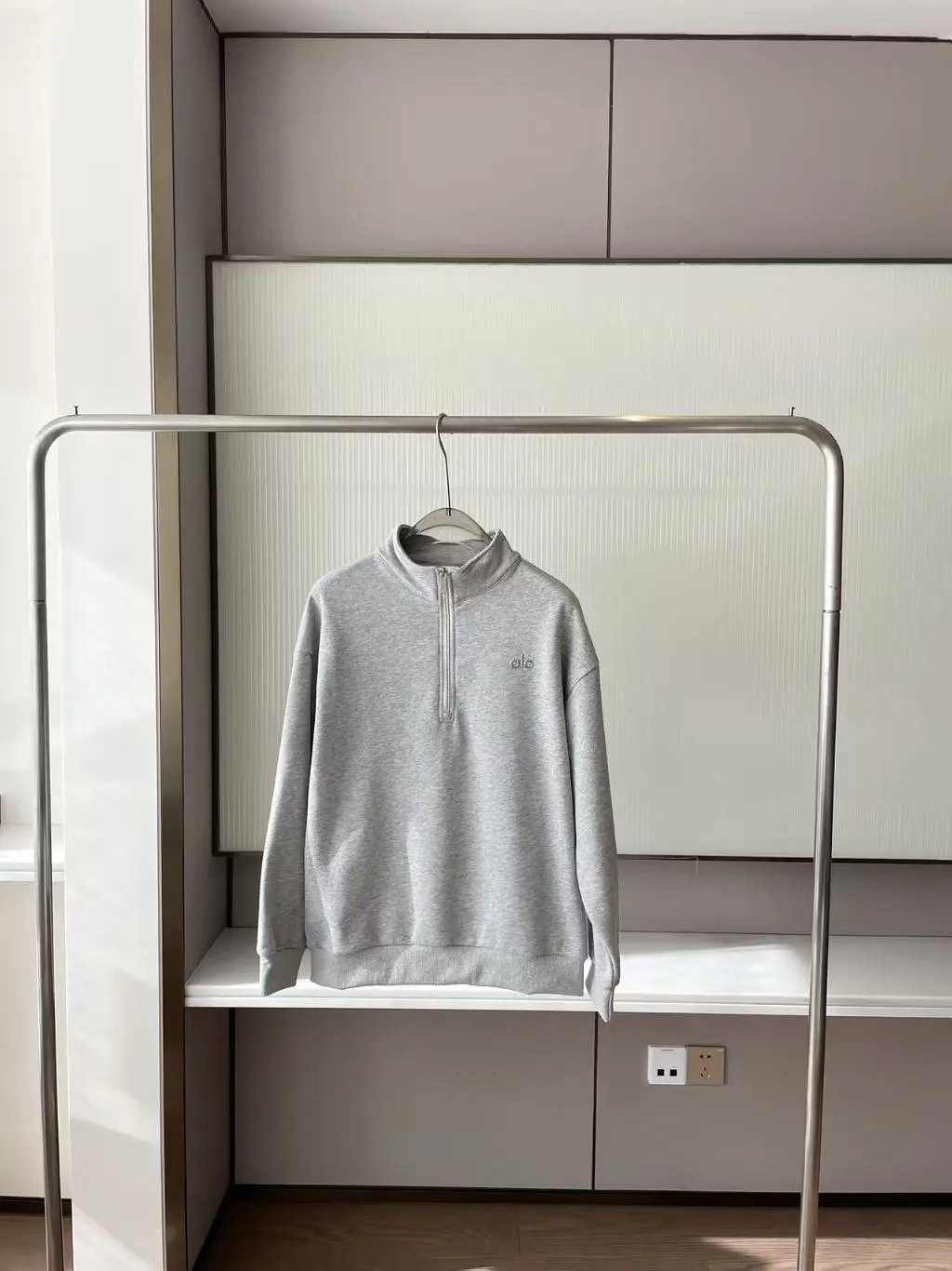 Half Zip - Light Gray