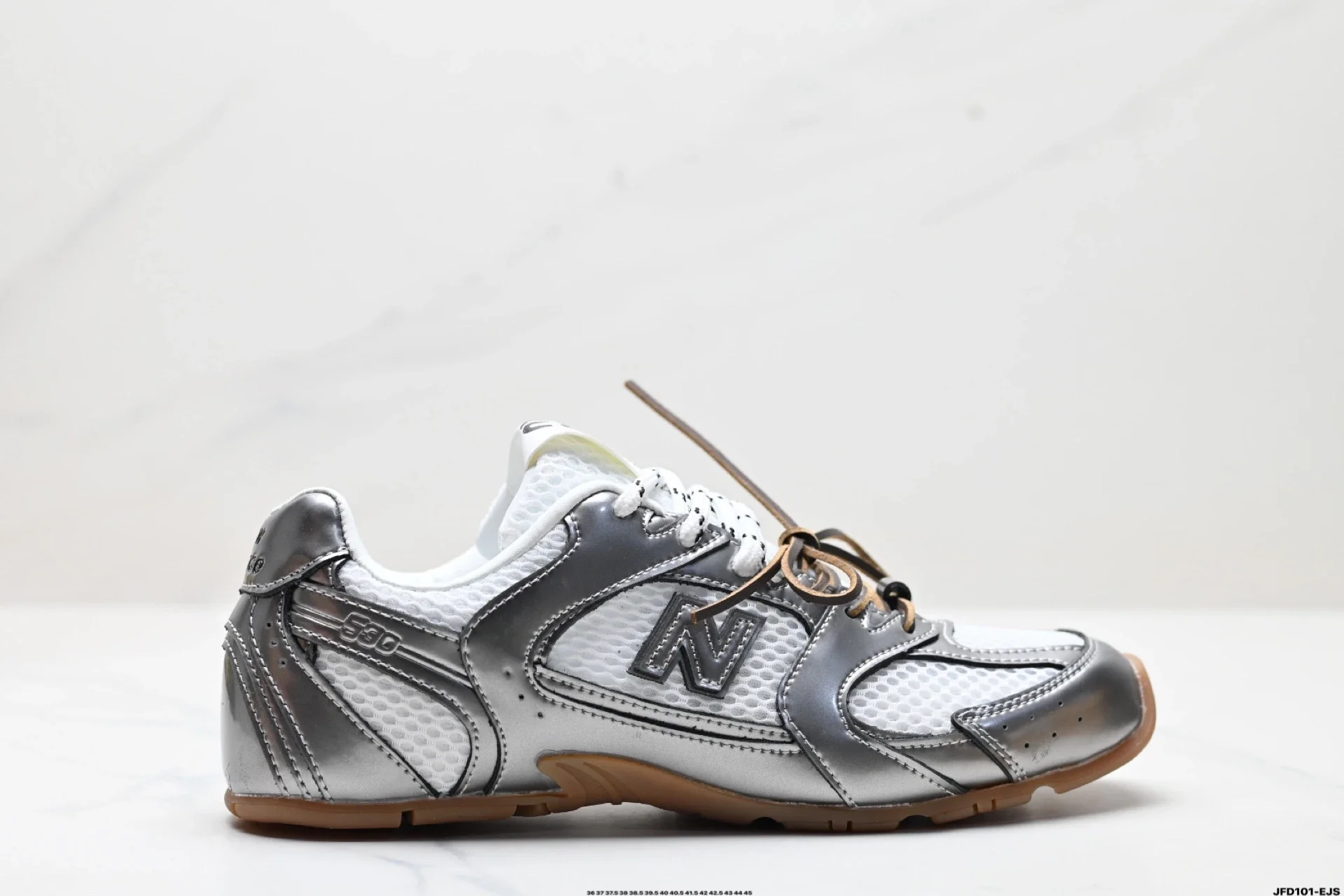 2025 New Co-branded Dad Shoes Women's Shoes Two-Color Belt Genuine Leather Non-Slip Wear-Resistant Sports Shoes *No quality issues and no return without reason