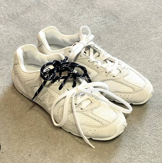 2025 New Co-branded Dad Shoes Women's Shoes Two-Color Belt Genuine Leather Non-Slip Wear-Resistant Sports Shoes *No quality issues and no return without reason