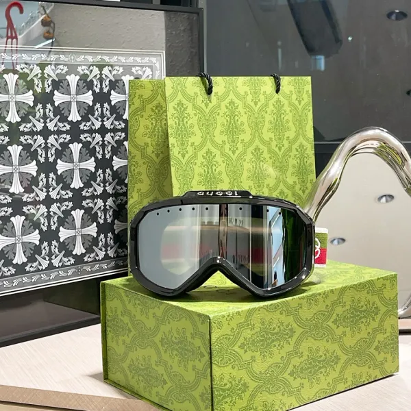 Gucci Ski Goggles Black with Green Accents Eyewear - 1