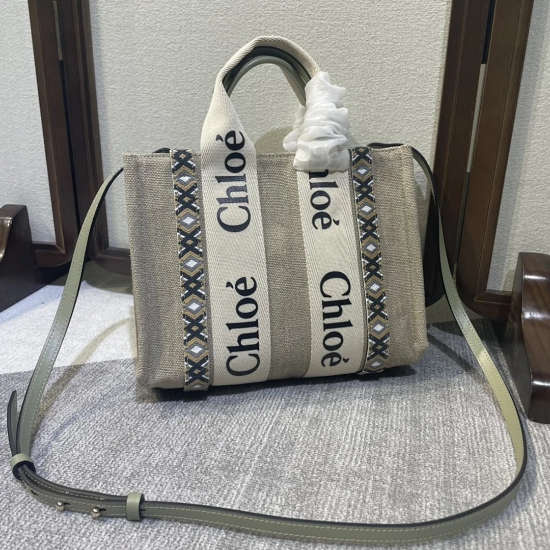 Chloé Woody Tote Bag Beige Canvas Handbag - 1
