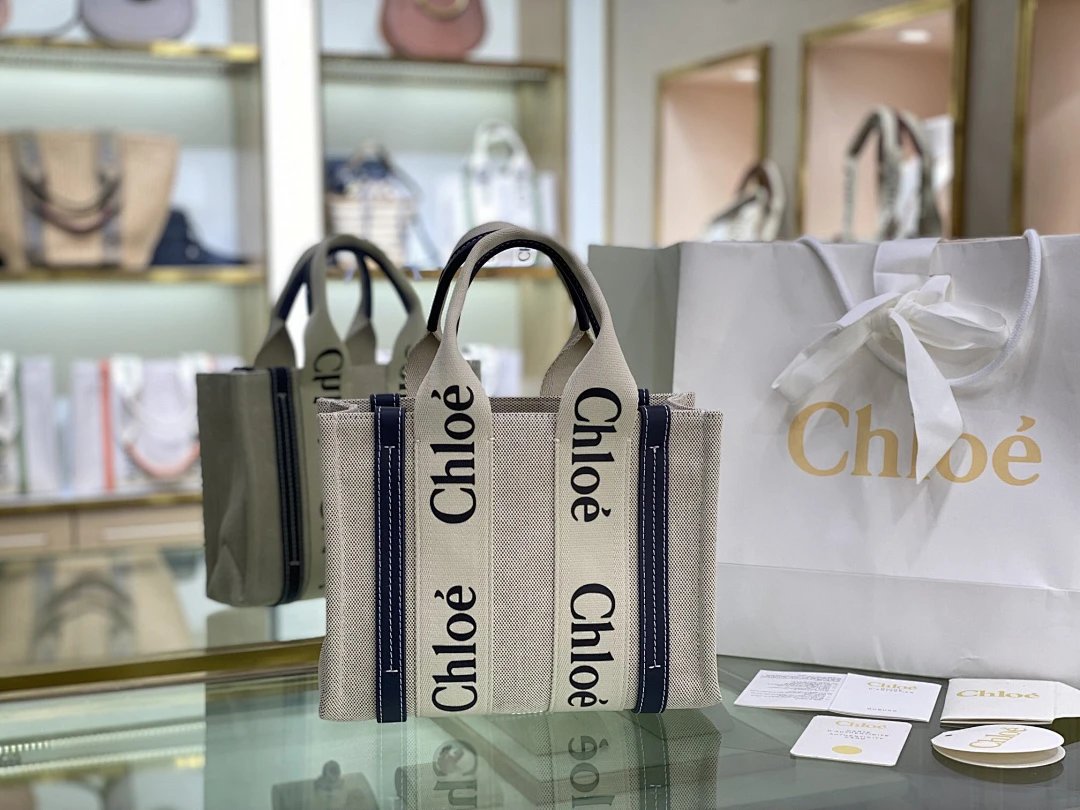 Chloé Tote Bag Beige Canvas with Logo Strap Handbag - 3