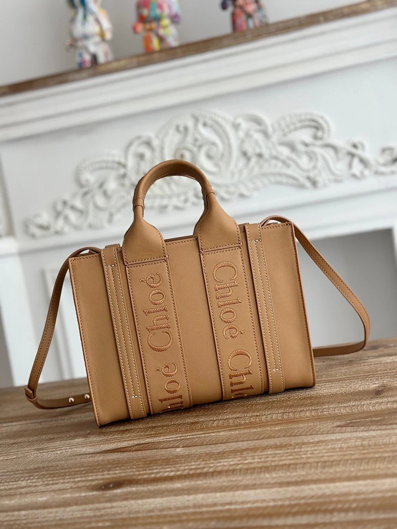 Chloé Woody Tote Bag Beige Handbag - 1