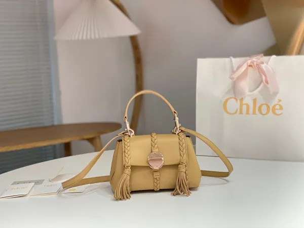 Chloé Crochet Tote Bag in Navy Blue - 11