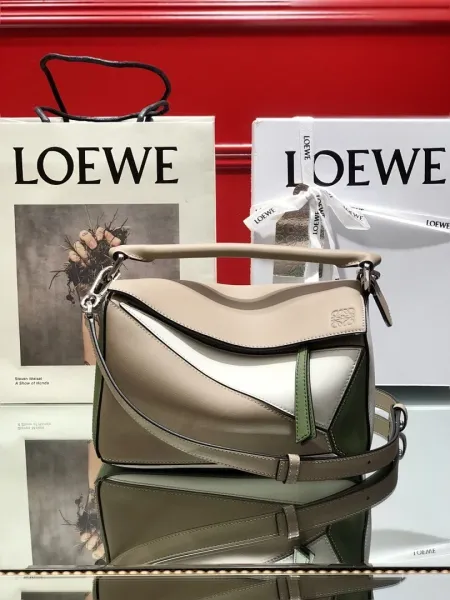 Loewe Puzzle Bag Beige Green White Leather Shoulder Bag - 1