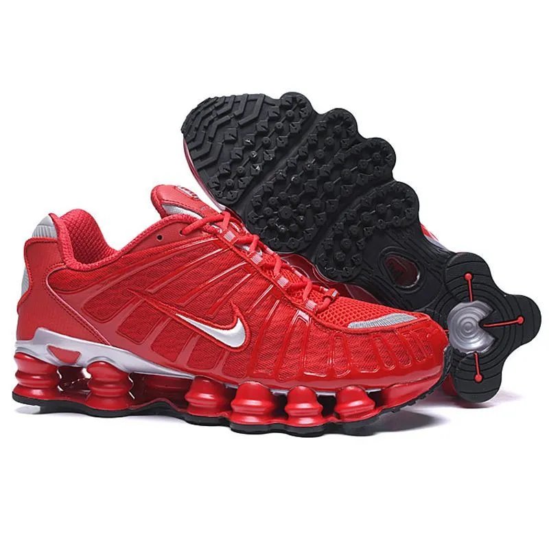 Nike Shox R4 Black Sneakers - 11