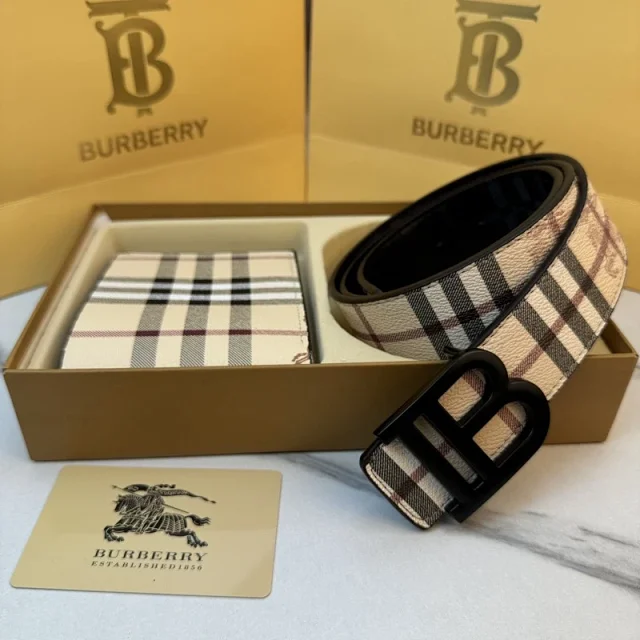 Gucci Belts GG monogram belt with Double G buckle product detail image 14